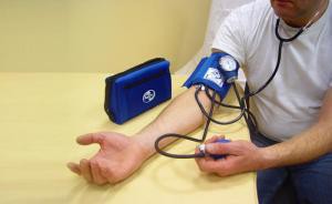 первая помощь при сердечной недостаточности и инсульте