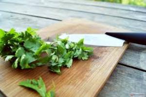 кориандр приправа куда добавлять