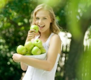 косточки от яблок польза вред