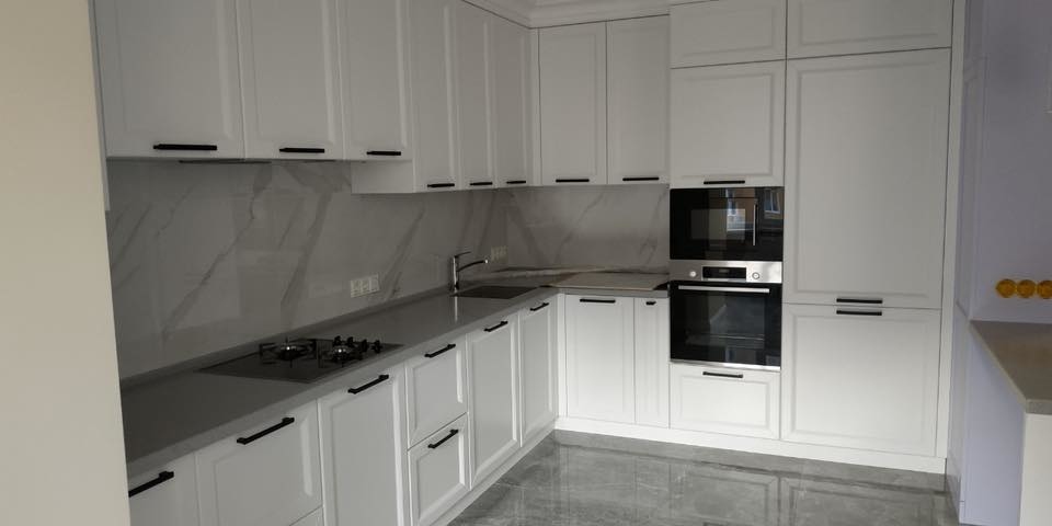 Особенности деревянной кухни