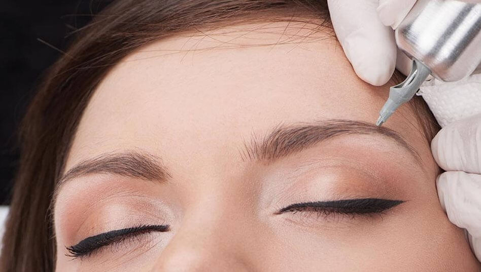 Перманентный макияж: особенности проведения процедуры в специализированных центрах красоты