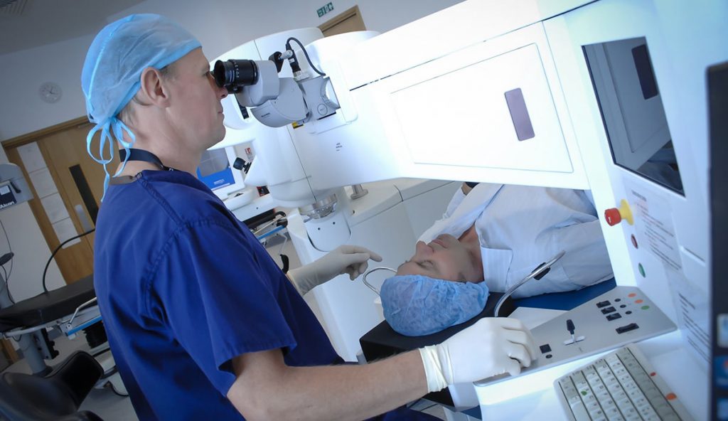 Коррекция зрения: когда она требуется