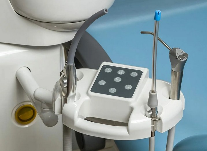 Какое оборудование необходимо стоматологу?