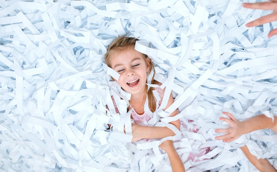 Бумажное шоу для детей: особенности и преимущества