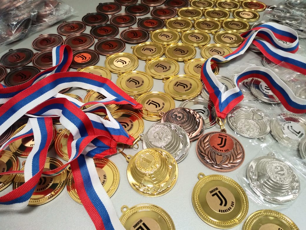 Как не ошибиться при выборе компании изготавливающей награды