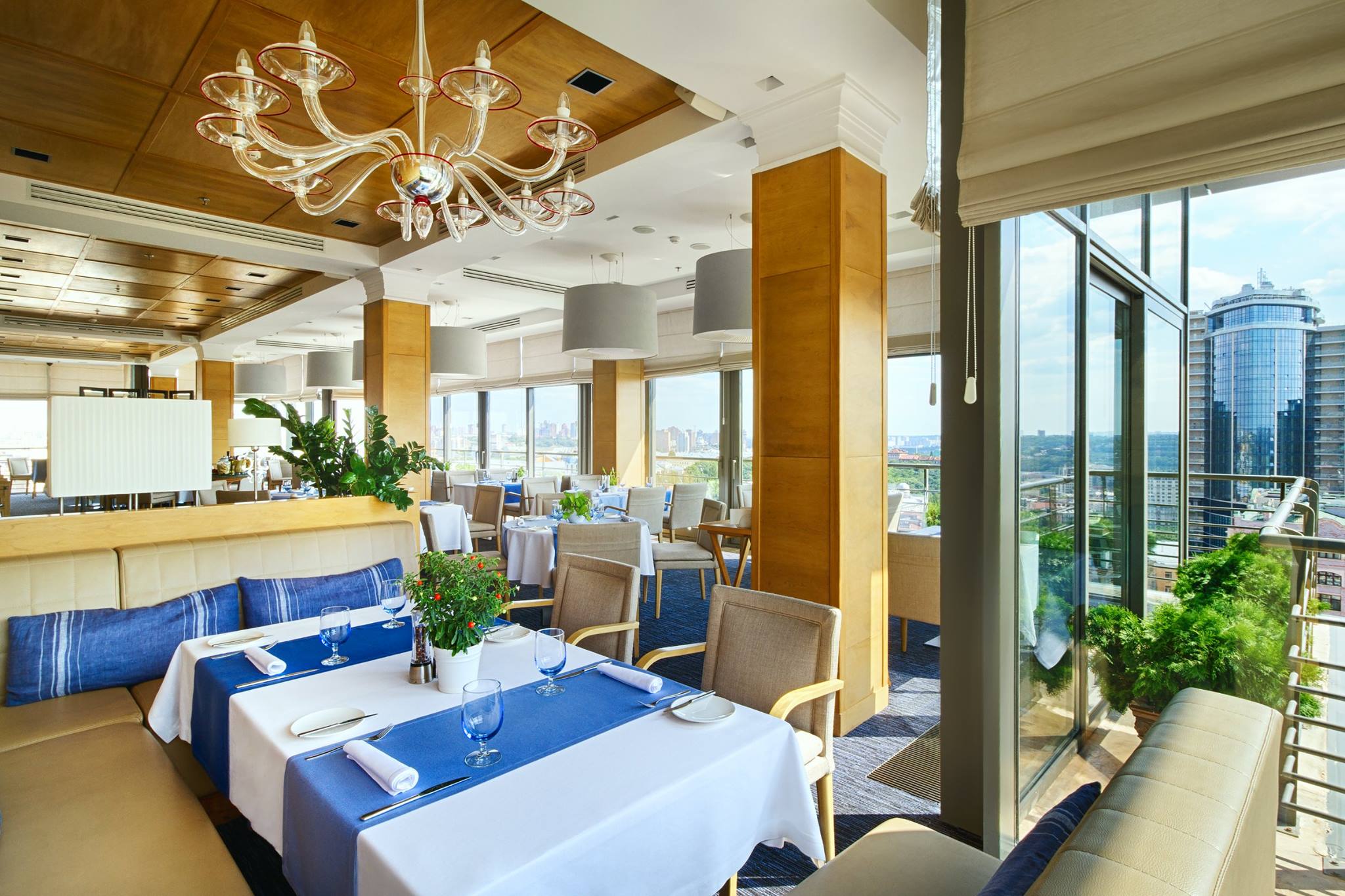 Лучшие заведения в Киеве для романтических встреч