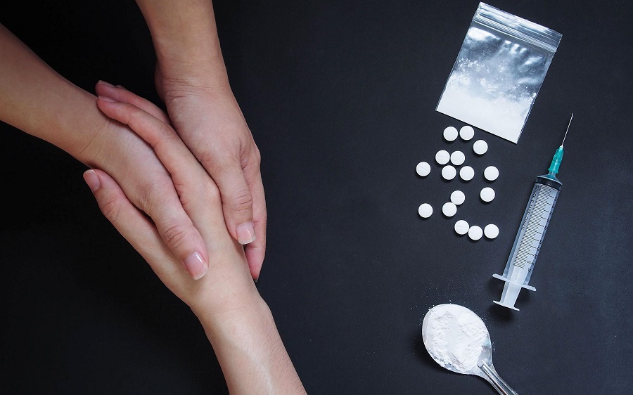 Помощь при наркомании: почему стоит обратиться к профессионалам