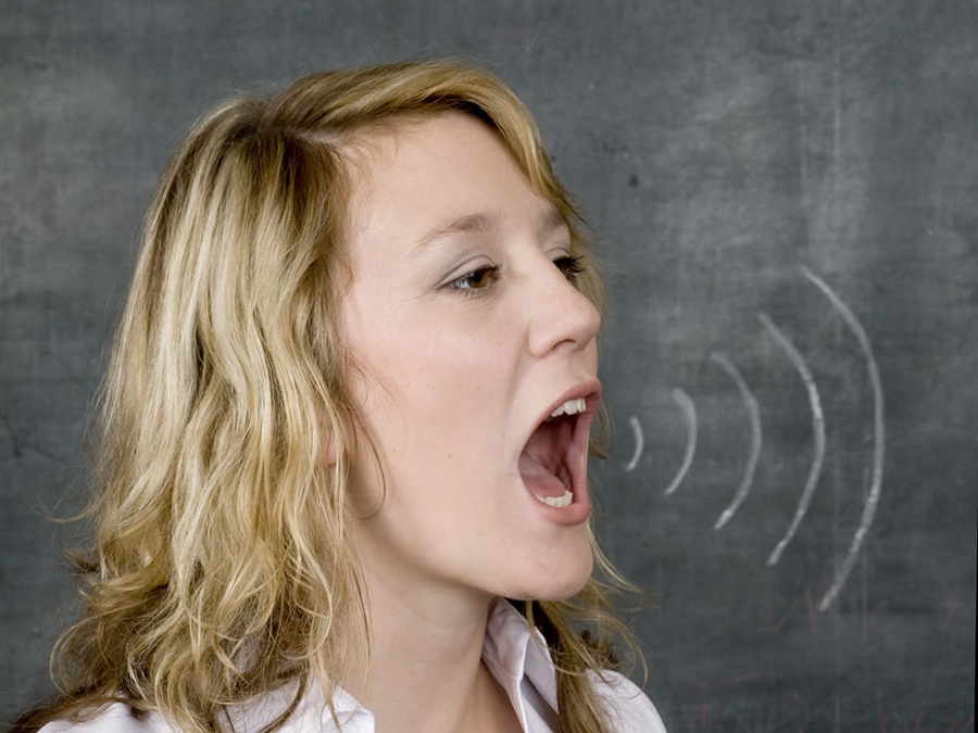 Заикание у взрослых: как избавиться?