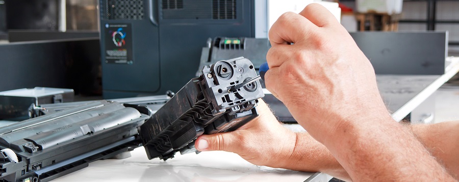 Почему для заправки картриджа стоит обратиться к специалистам?