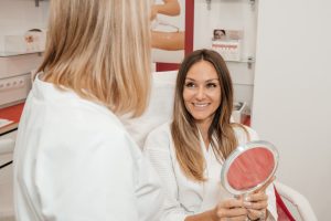 Забота о Красоте: Роль и Преимущества Косметологических Клиник