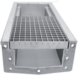 Водоотводные лотки из нержавейки — особенности и сферы применения