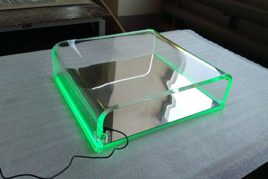 Лабораторное оборудование из оргстекла: преимущества и применение