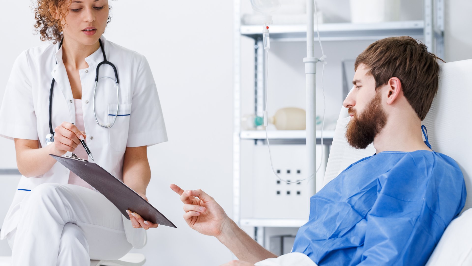 Как выбрать частную клинику для длительной психотерапии: критерии и подводные камни