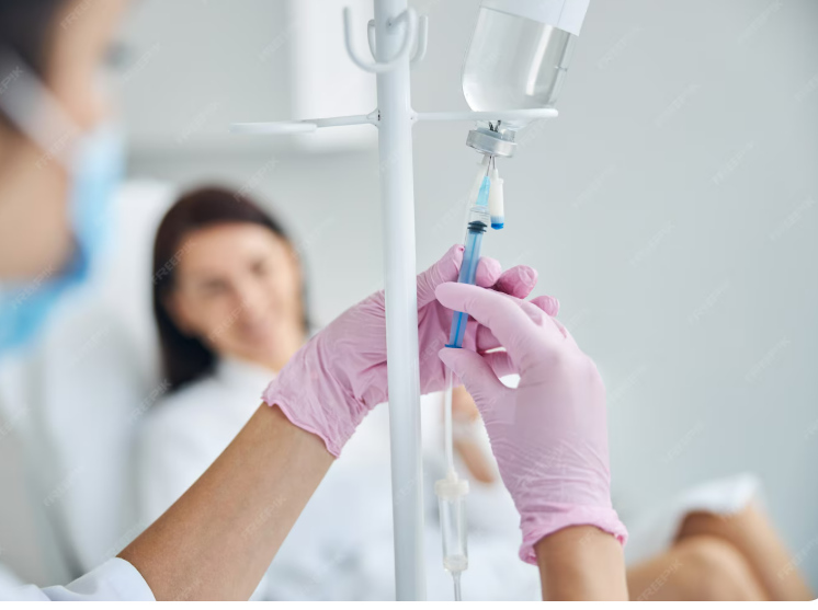 Как помочь близкому человеку выйти из запоя: Пошаговая инструкция и важные рекомендации для оказания эффективной поддержки