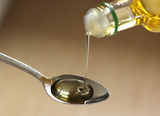 Льняное масло для лица от морщин: рецепты домашних средств и отзывы о применении Льняное масло