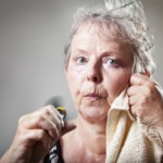 Приливы при климаксе у женщин: лечение народными средствами Приливы при климаксе - что это такое?