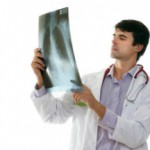 Оказание первой помощи при переломе ребер и дальнейшее лечение в домашних условиях Перелом ребер