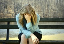 Лечение депрессии без лекарств: самые эффективные народные средства Что такое депрессия?