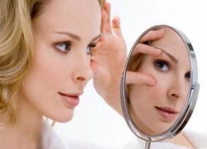 Как сделать маску-лифтинг для век от отеков и морщин из меда и голубой глины маска для век от отеков и морщин