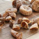 Инжир сушеный: польза и вред для организма человека Сушеный инжир