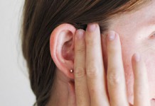 Как правильно сделать спиртовой компресс на ухо? Спиртовой компресс при заболеваниях ушей