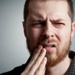 Причины появления и лечение нарыва на десне в домашних условиях Нарыв на десне