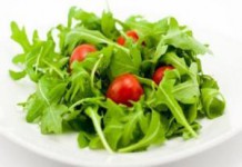 Польза и вред зеленого салата руккола, кресс, лолло-росса для здоровья человека руккола салат польза и вред фото