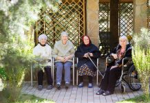 Услуги по подбору домов престарелых