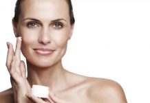 Особенности крема для лица после 45 лет