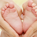 Как предотвратить плоскостопие у детей: советы врача ортопеда