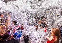 Бумажное шоу для детей: особенности и преимущества