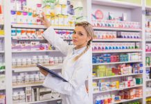 Как происходит обучение младшего фармацевта