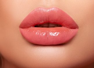 Виды косметики для губ