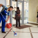 Плюсы заказать генеральную уборку после строительства