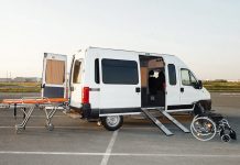 Перевозка лежачих больных в Москве