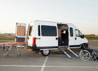 Перевозка лежачих больных в Москве