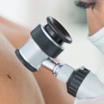 Чем занимается дерматовенеролог