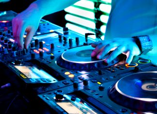 Какую музыку слушать во время учебы