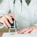 Справка из травмпункта: плюсы покупки