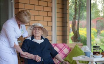 Как выбрать хороший дом престарелых