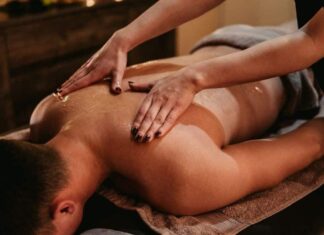 Мужской массаж 18+:что из себя представляет и его особенности
