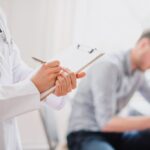 В каких случаях следует незамедлительно обратиться к наркологу