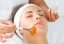 Азелаиновый пилинг для лица: эффективное средство для борьбы с проблемной кожей