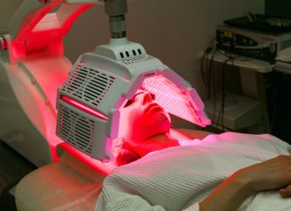 Фотодинамическая терапия в эндодонтии: новый взгляд на лечение каналов в клинике Dinstom