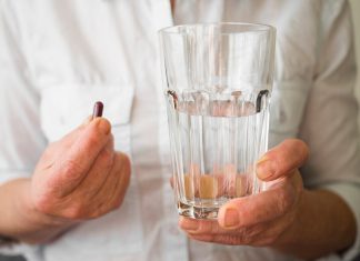 Вывод из запоя: Осознание, помощь и восстановление