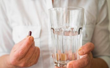 Вывод из запоя: Осознание, помощь и восстановление