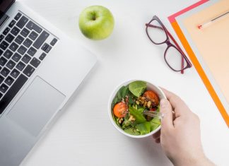 Онлайн-школа нутрициологии и фитнеса: Путь к здоровому образу жизни