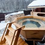 Достоинства банных чанов: Польза для здоровья и релаксации