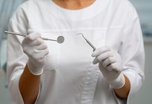 Важность своевременного лечения зубов: Поддержание здоровья улыбки и общего благополучия