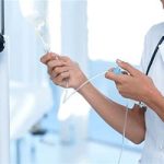 Вызов врачей на дом при наркомании и алкоголизме: что важно знать